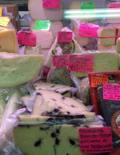 Formaggi e Caciotte in Vendita Roma
